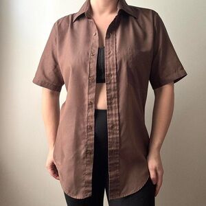 Vintage brown short sleeve button up shirt